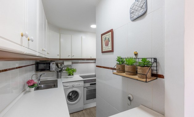 Venta - Apartamento / piso -
Torrevieja - La Mata