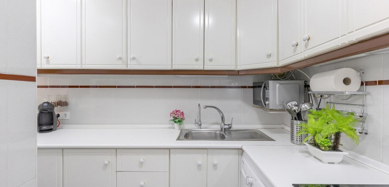 Venta - Apartamento / piso -
Torrevieja - La Mata