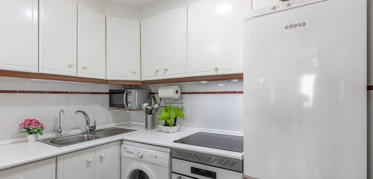 Venta - Apartamento / piso -
Torrevieja - La Mata