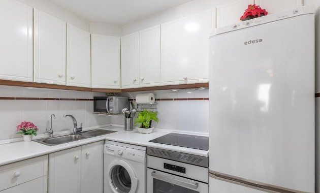 Venta - Apartamento / piso -
Torrevieja - La Mata