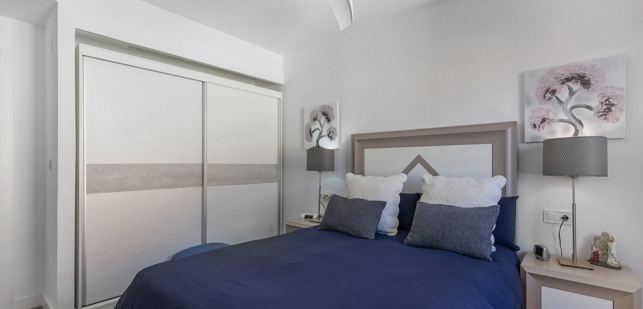 Venta - Apartamento / piso -
Torrevieja - La Mata