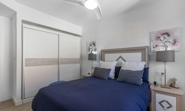 Venta - Apartamento / piso -
Torrevieja - La Mata