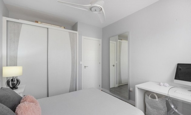 Venta - Apartamento / piso -
Torrevieja - La Mata