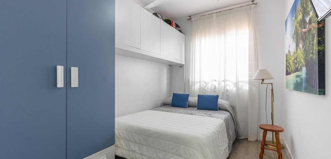 Venta - Apartamento / piso -
Torrevieja - La Mata