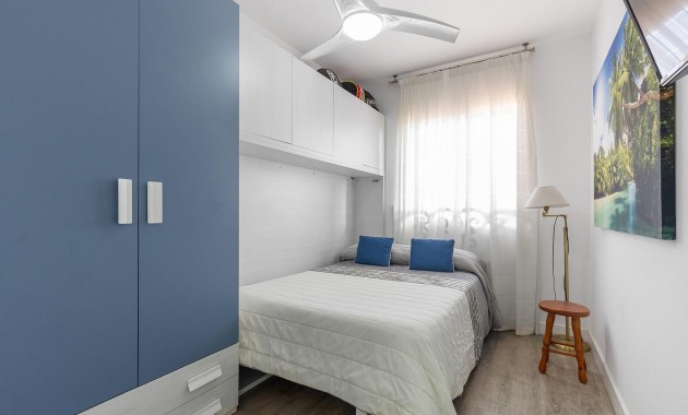 Venta - Apartamento / piso -
Torrevieja - La Mata