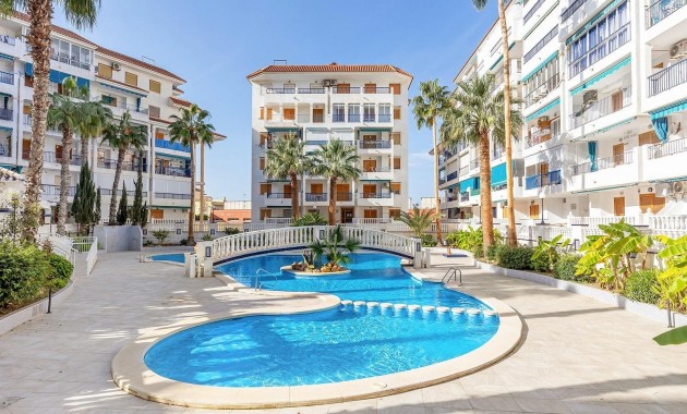 Venta - Apartamento / piso -
Torrevieja - La Mata