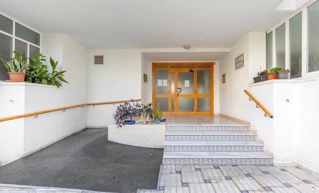 Venta - Apartamento / piso -
Torrevieja - La Mata