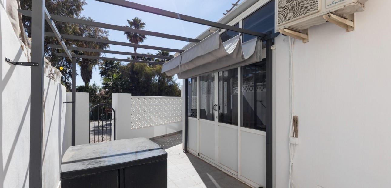Venta - Bungalow -
Torrevieja - Torretas