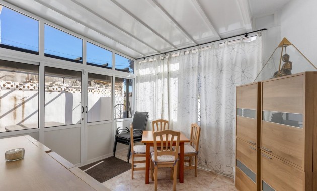 Venta - Bungalow -
Torrevieja - Torretas