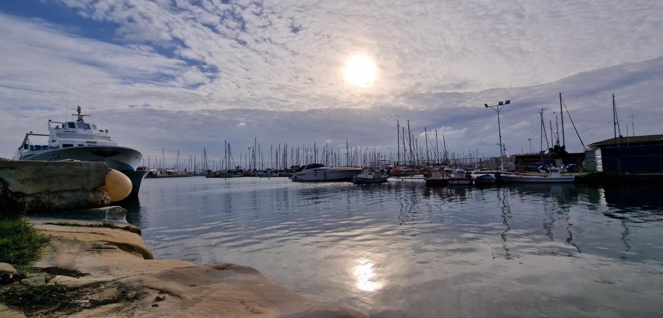 Venta - Bungalow -
Torrevieja - Torretas