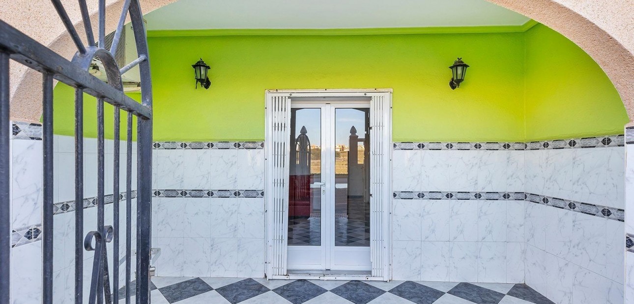Herverkoop - Appartement / flat -
Torrevieja - La Mata pueblo