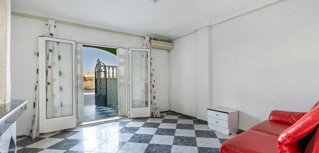 Herverkoop - Appartement / flat -
Torrevieja - La Mata pueblo