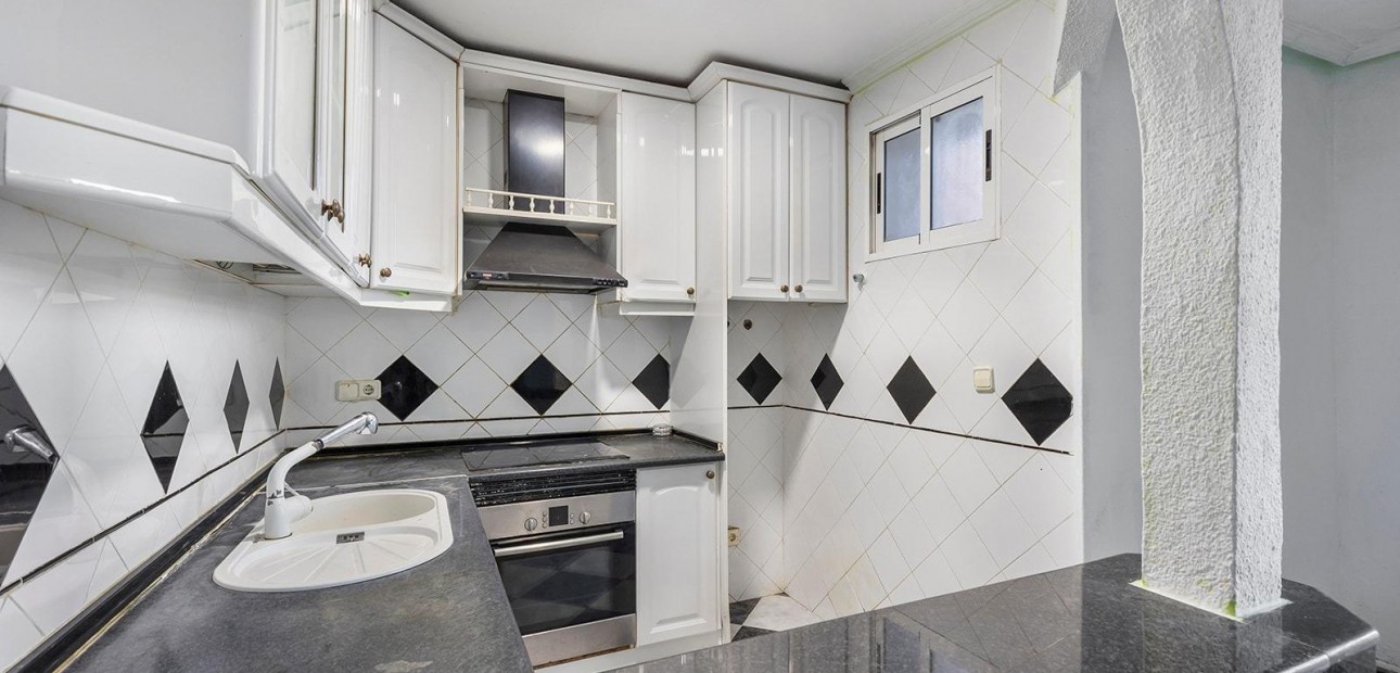 Herverkoop - Appartement / flat -
Torrevieja - La Mata pueblo