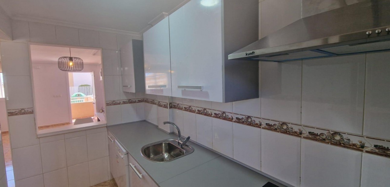 Herverkoop - Triplex -
Orihuela Costa - Los Dolses
