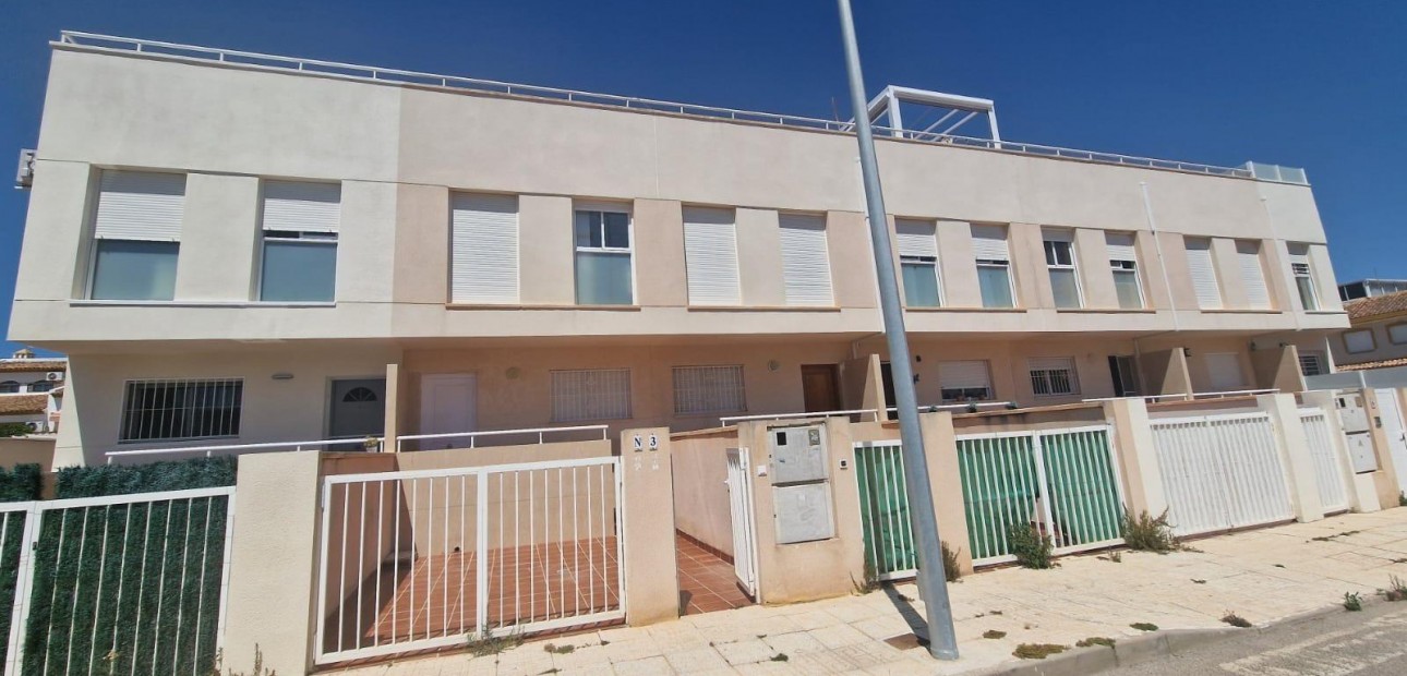 Herverkoop - Triplex -
Orihuela Costa - Los Dolses
