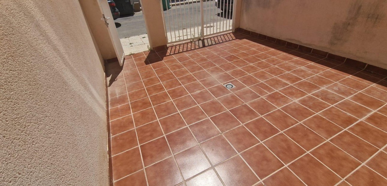 Herverkoop - Triplex -
Orihuela Costa - Los Dolses