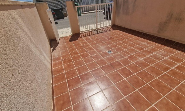 Herverkoop - Triplex -
Orihuela Costa - Los Dolses