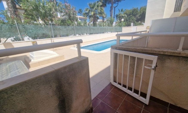 Herverkoop - Triplex -
Orihuela Costa - Los Dolses