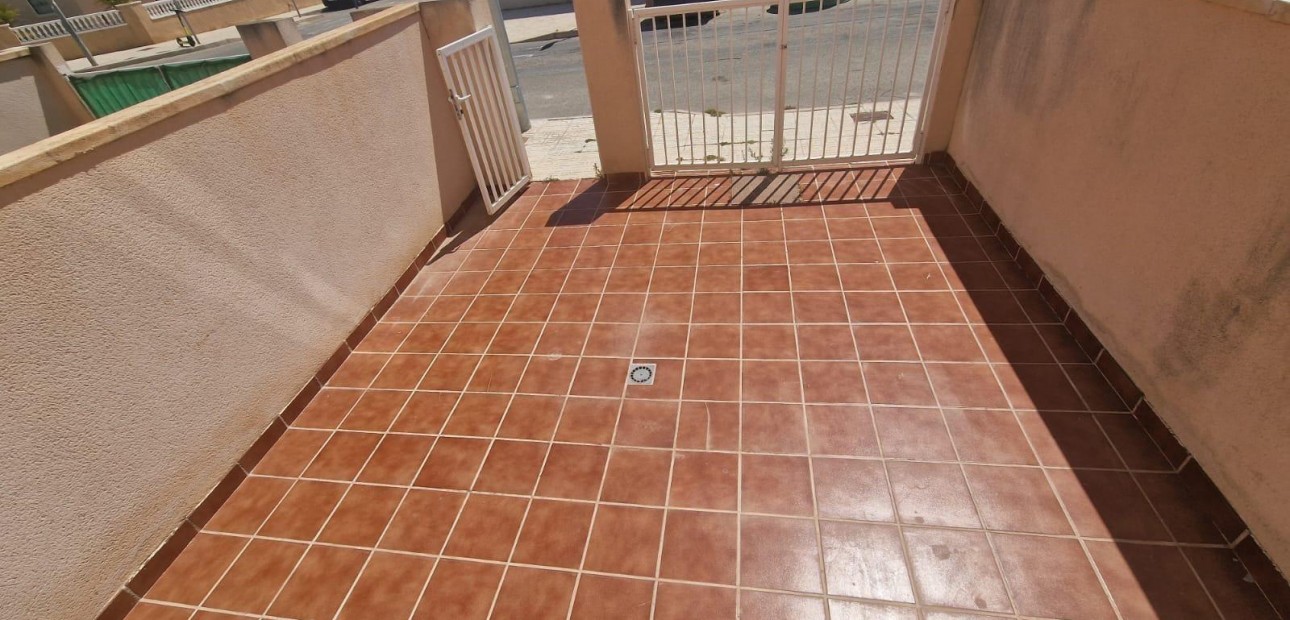Herverkoop - Triplex -
Orihuela Costa - Los Dolses