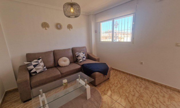 Herverkoop - Triplex -
Orihuela Costa - Los Dolses