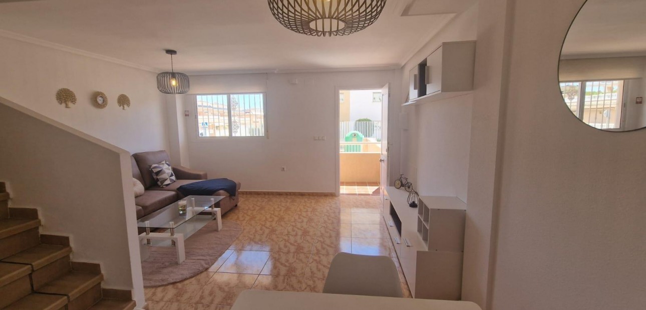 Herverkoop - Triplex -
Orihuela Costa - Los Dolses