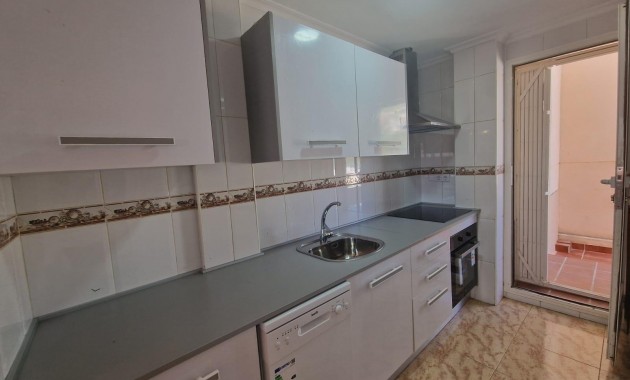Herverkoop - Triplex -
Orihuela Costa - Los Dolses