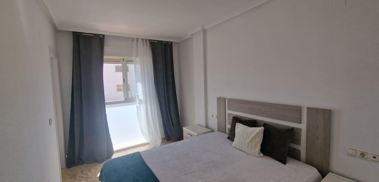 Herverkoop - Triplex -
Orihuela Costa - Los Dolses