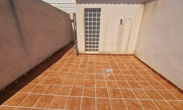 Herverkoop - Triplex -
Orihuela Costa - Los Dolses