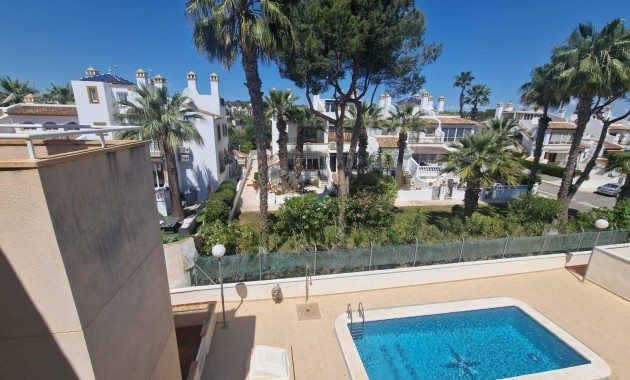 Herverkoop - Triplex -
Orihuela Costa - Los Dolses