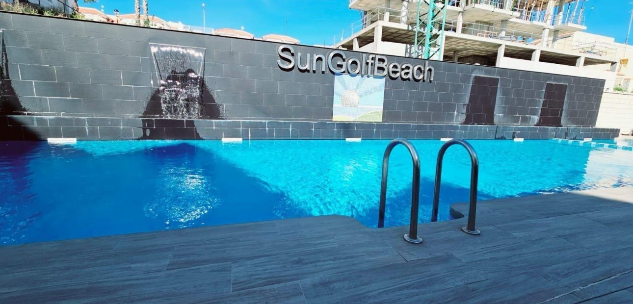 Sale - Apartment / flat -
Torrevieja - Los balcones