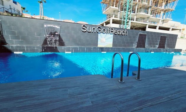 Sale - Apartment / flat -
Torrevieja - Los balcones