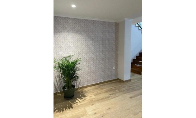 Herverkoop - Villa -
Dolores - Comunidad valenciana