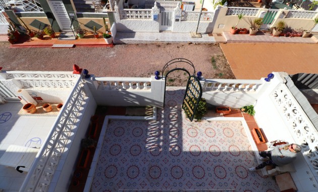 Herverkoop - Herenhuis -
Torrevieja - El Chaparral