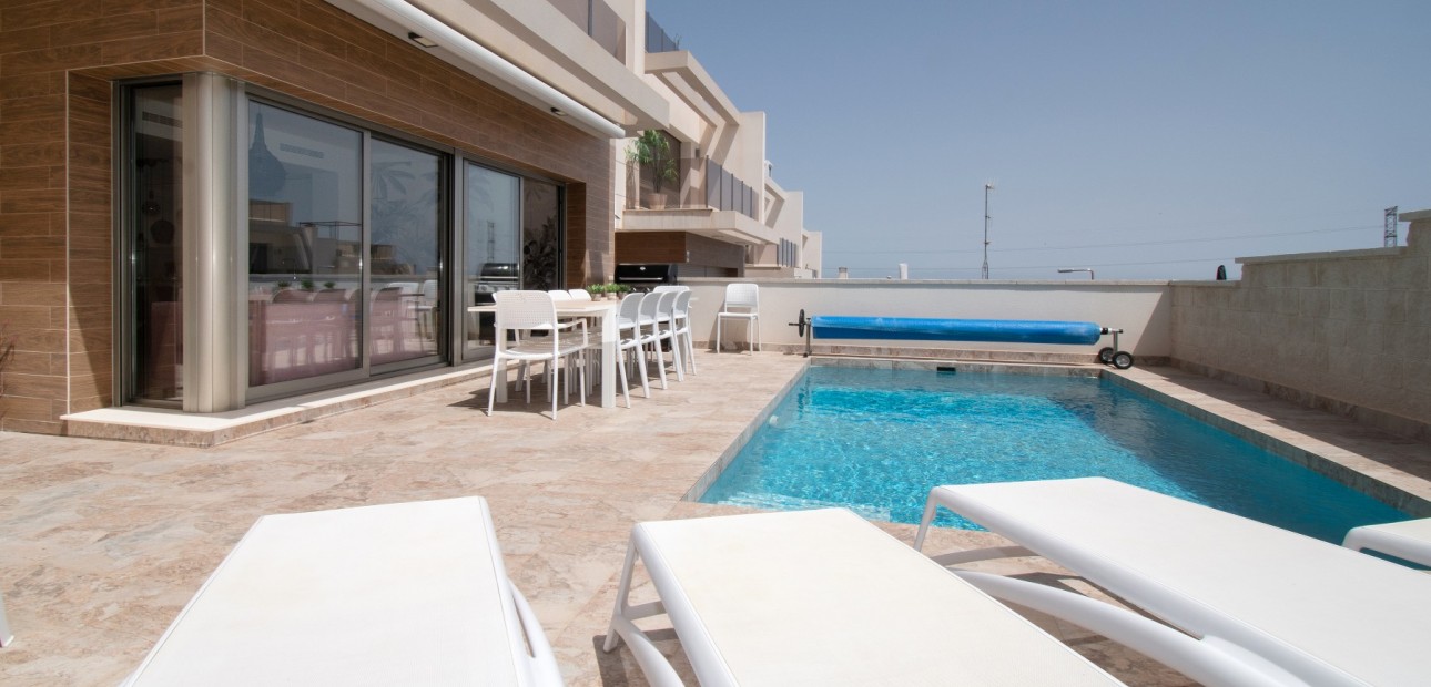 Venta - Detached Villa -
Orihuela Costa - Villamartin