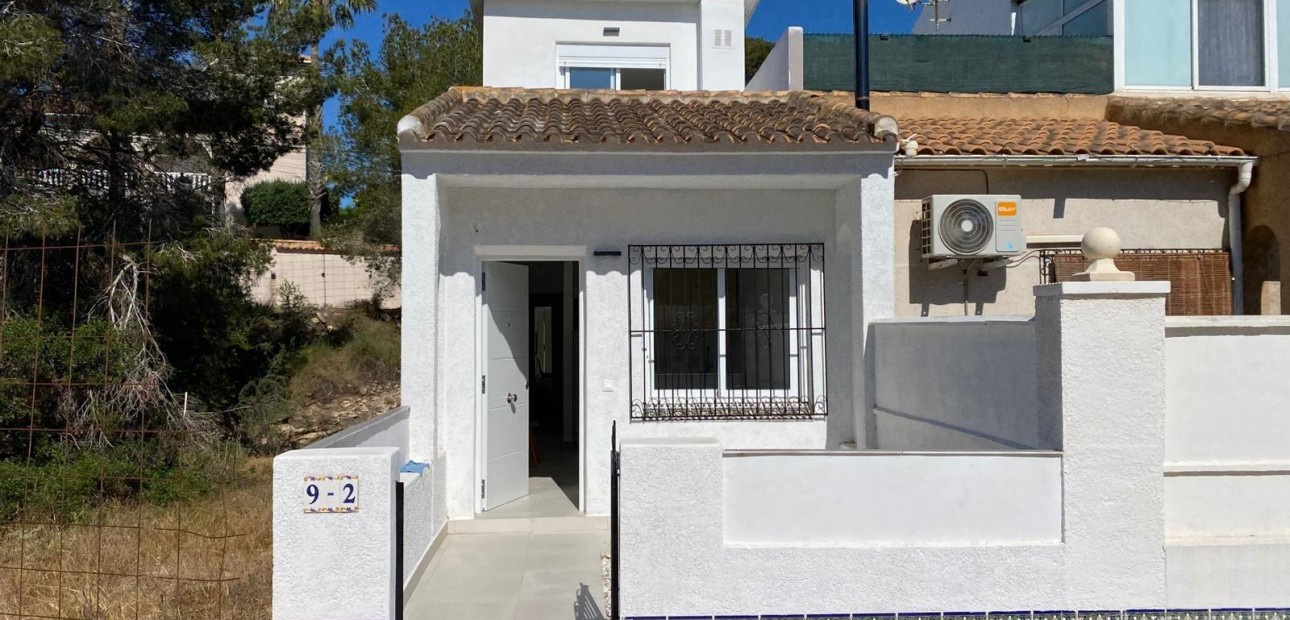 Venta - Bungalow -
Orihuela Costa - Las Filipinas