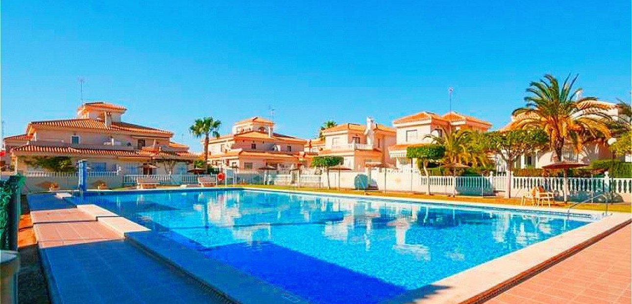 Venta - Ático -
Orihuela Costa - Playa Flamenca