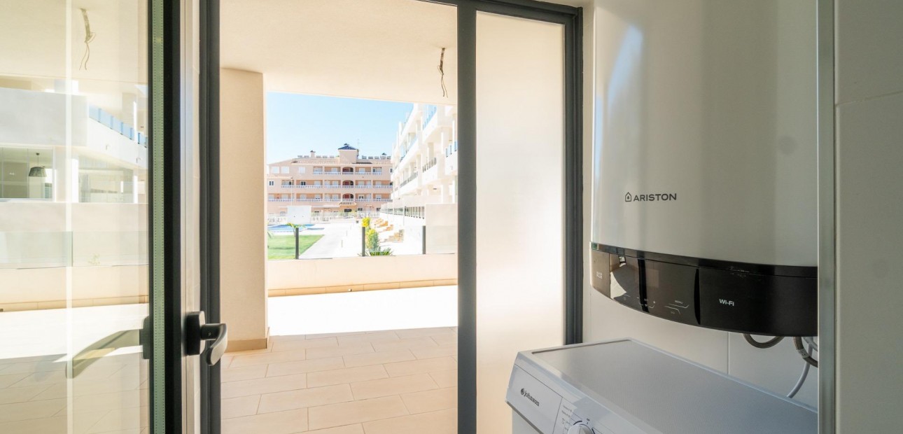 Sale - Ground Floor -
Orihuela Costa - Villamartin