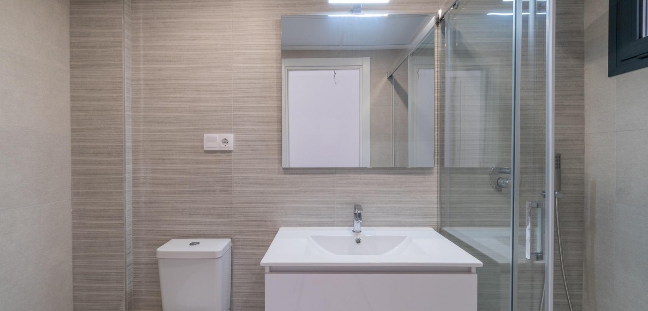Sale - Ground Floor -
Orihuela Costa - Villamartin