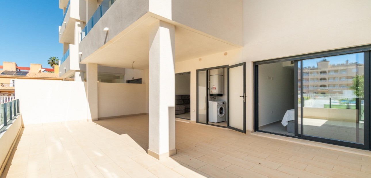 Sale - Ground Floor -
Orihuela Costa - Villamartin