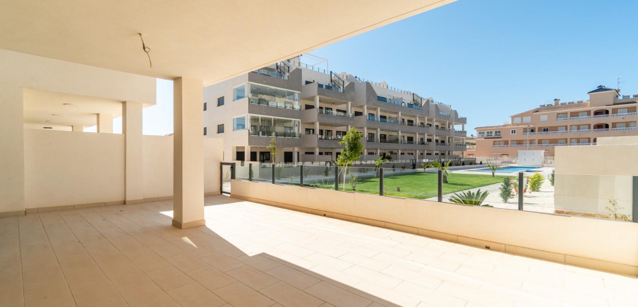 Sale - Ground Floor -
Orihuela Costa - Villamartin