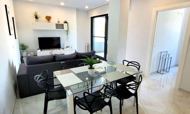 Venta - Apartamento / piso -
Orihuela Costa - La Florida