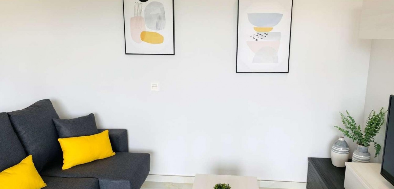 Venta - Apartamento / piso -
Orihuela Costa - La Florida