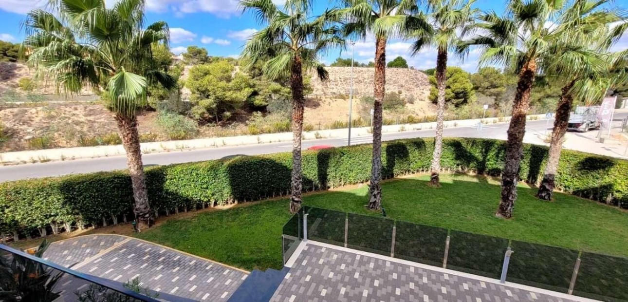 Venta - Apartamento / piso -
Orihuela Costa - La Florida