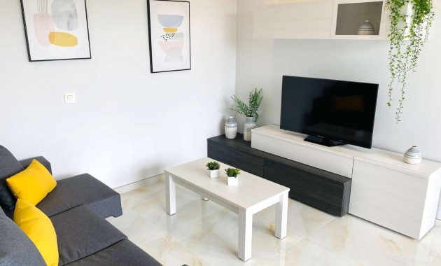 Venta - Apartamento / piso -
Orihuela Costa - La Florida