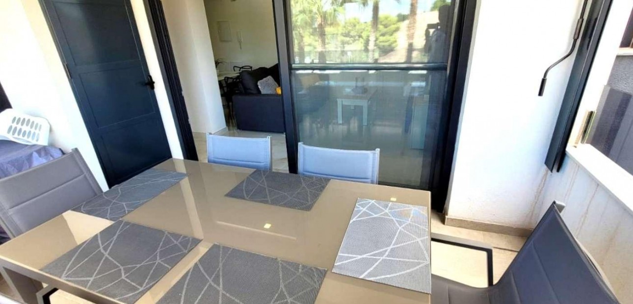 Venta - Apartamento / piso -
Orihuela Costa - La Florida