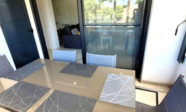 Venta - Apartamento / piso -
Orihuela Costa - La Florida