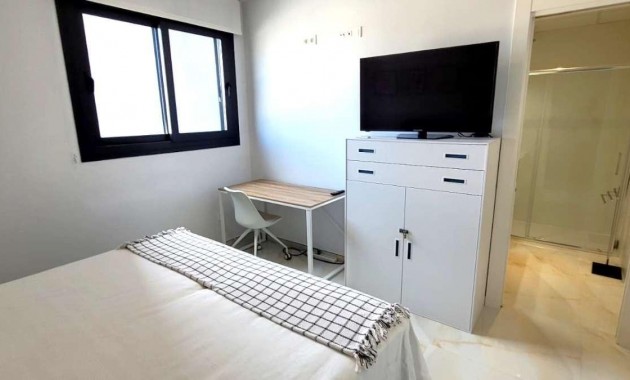 Venta - Apartamento / piso -
Orihuela Costa - La Florida
