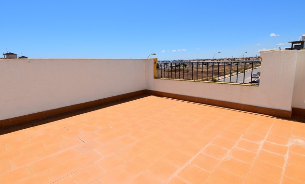 Venta - Semi Detached Villa -
Orihuela Costa - Playa Flamenca