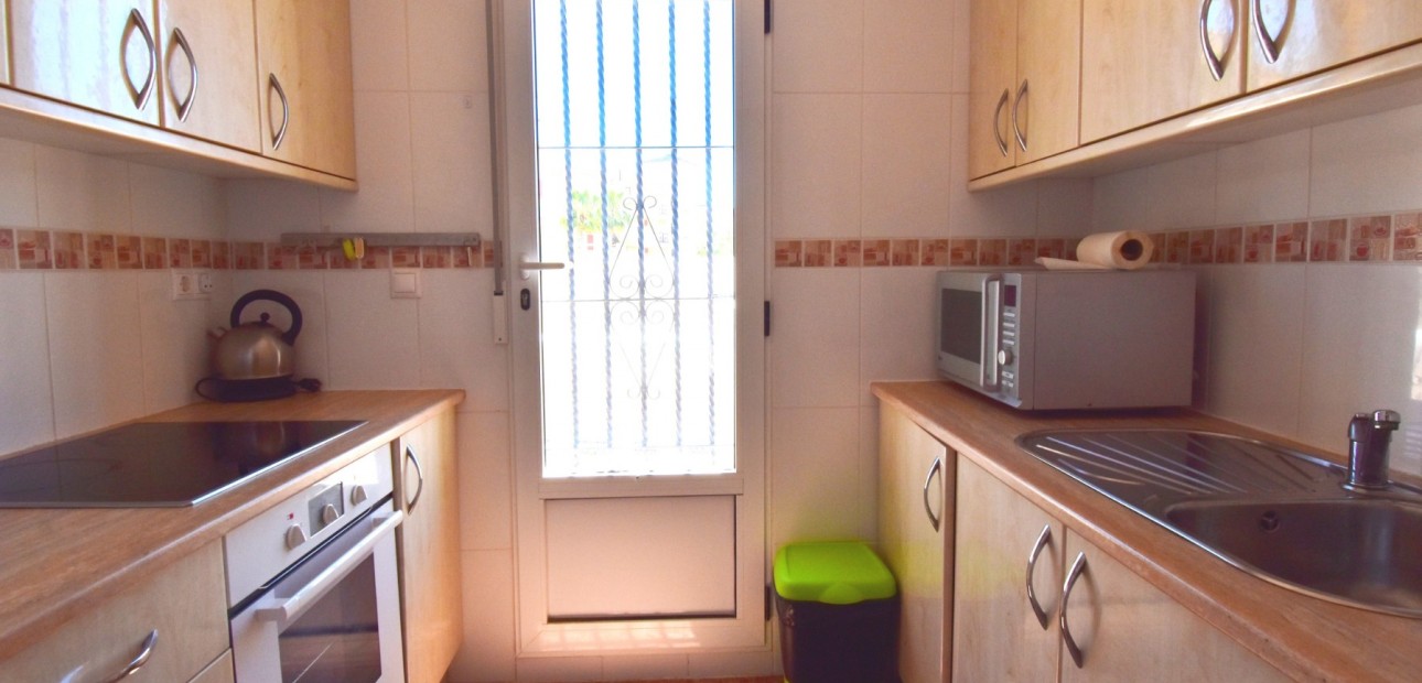 Venta - Semi Detached Villa -
Orihuela Costa - Playa Flamenca