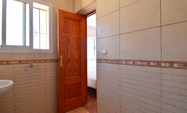 Venta - Semi Detached Villa -
Orihuela Costa - Playa Flamenca